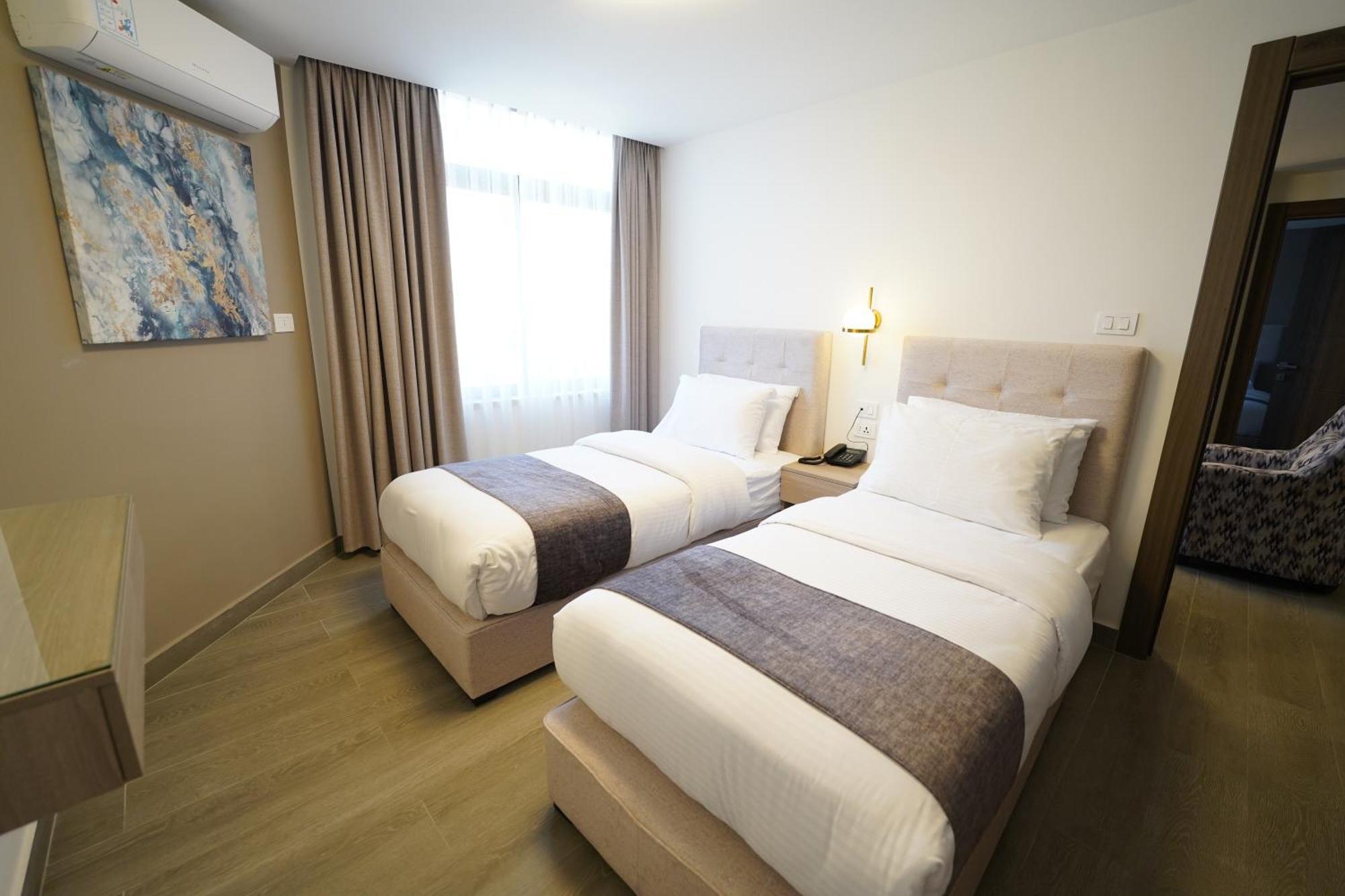 فندق Red Carpet & 4*